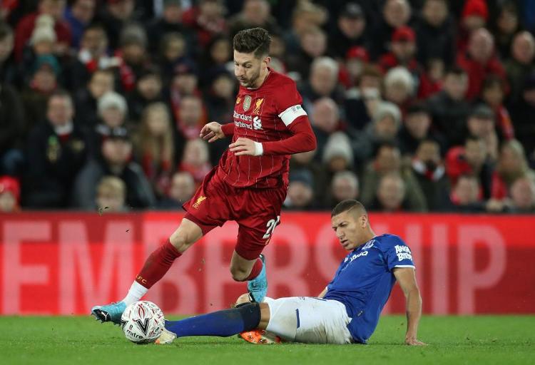 篮球篮网球员赛前热身状态良好